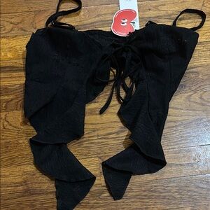 Cider Black Crop Top